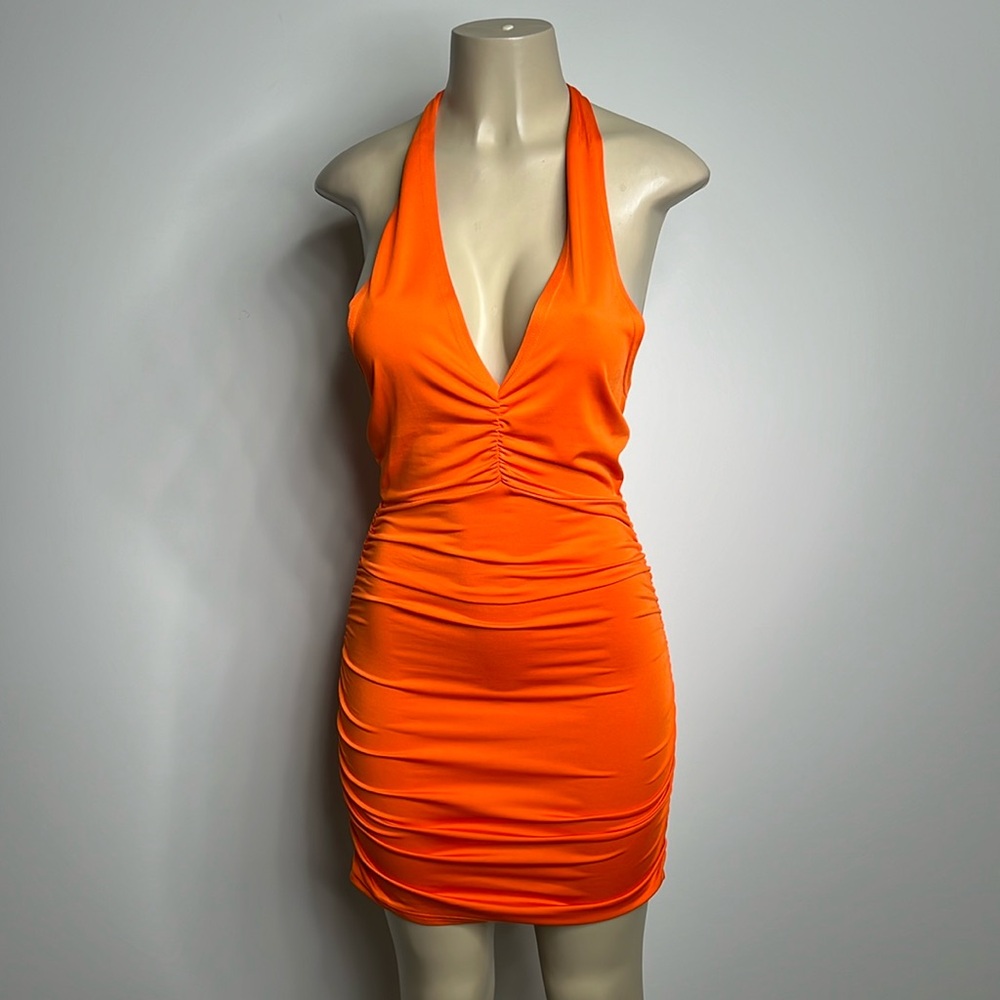 Chic Me small orange ruched mini dress